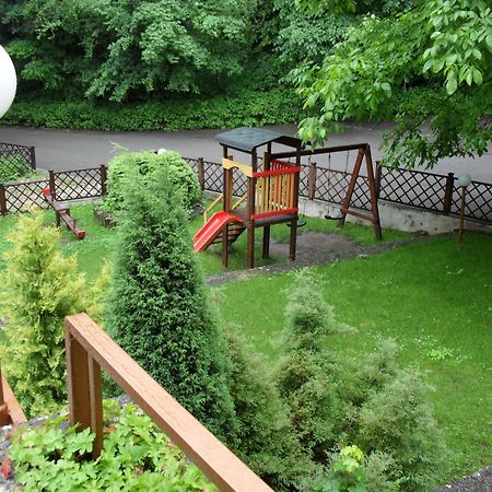 שומן Family Park Hotel Kyoshkove מראה חיצוני תמונה
