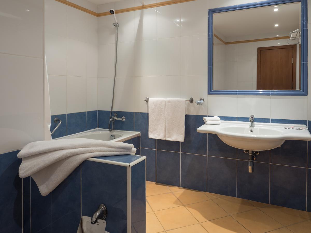 שומן Family Park Hotel Kyoshkove מראה חיצוני תמונה