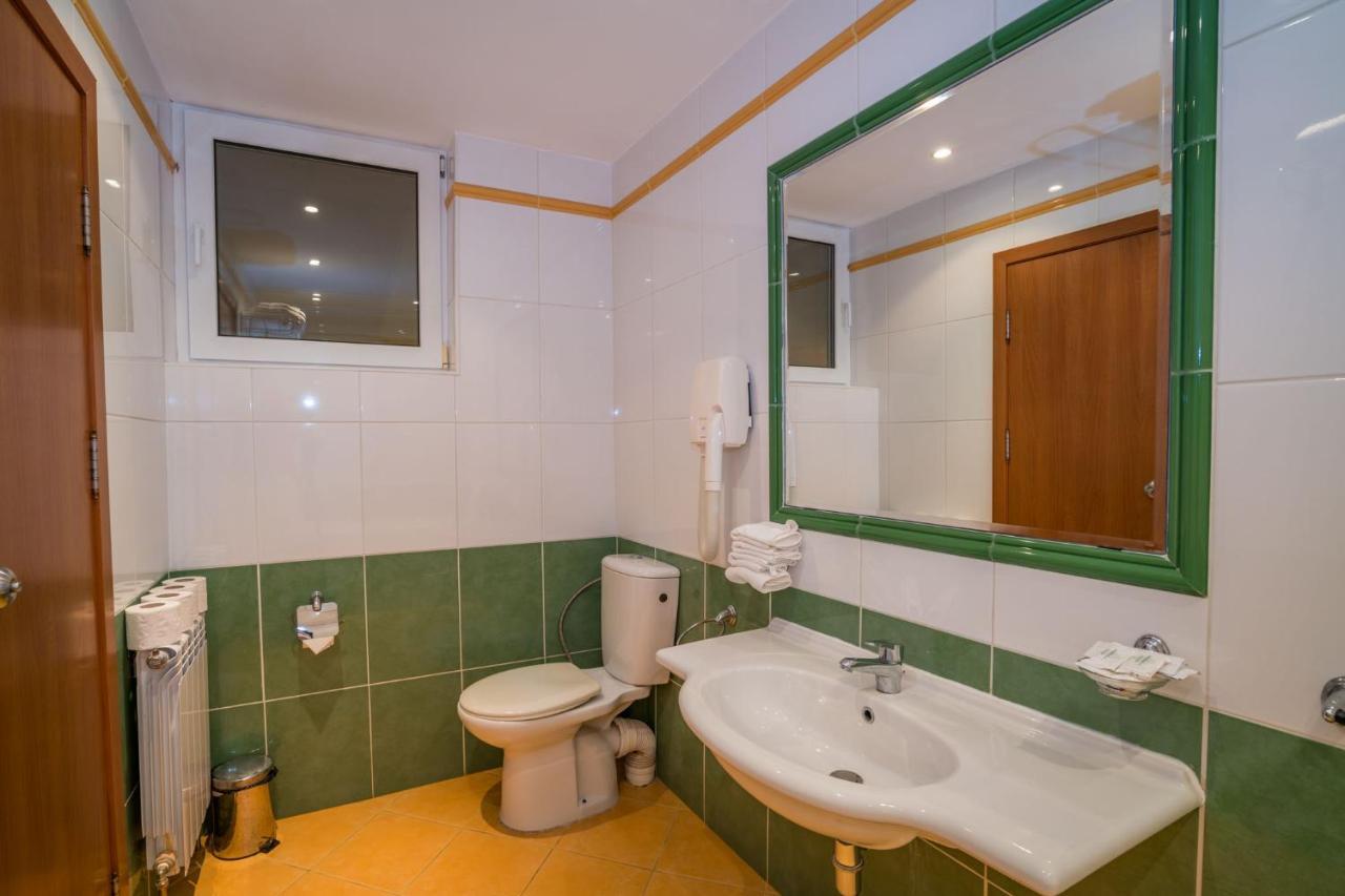 שומן Family Park Hotel Kyoshkove מראה חיצוני תמונה